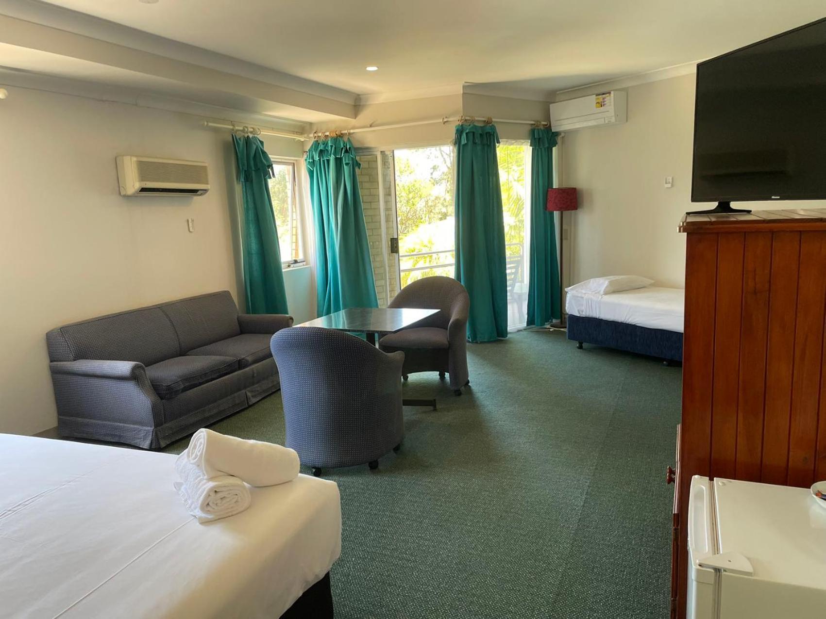 Seaside Garden Retreat Accommodation Wamberal Екстериор снимка