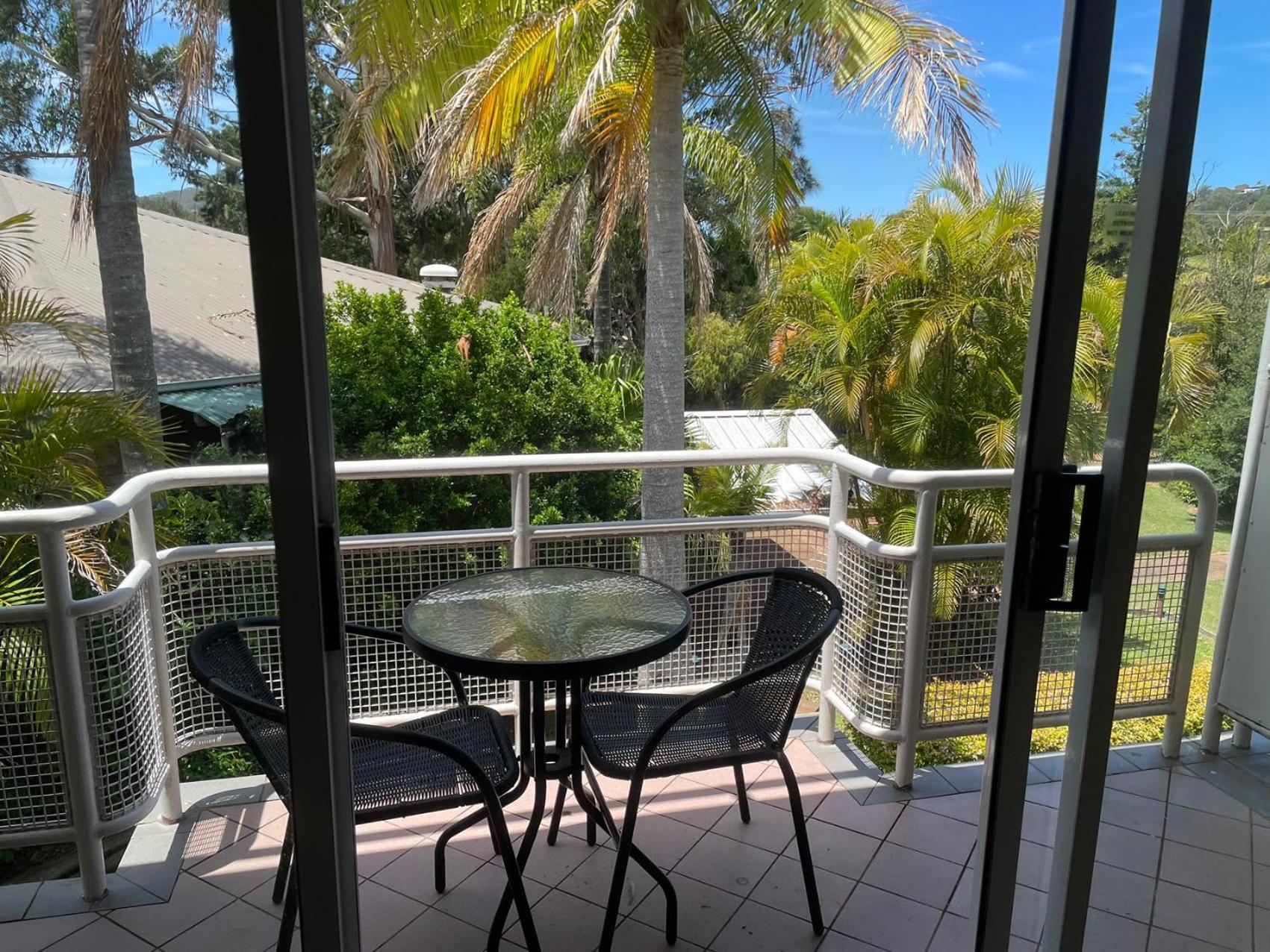 Seaside Garden Retreat Accommodation Wamberal Екстериор снимка