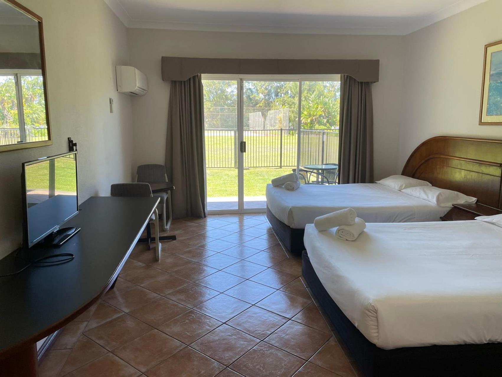 Seaside Garden Retreat Accommodation Wamberal Екстериор снимка